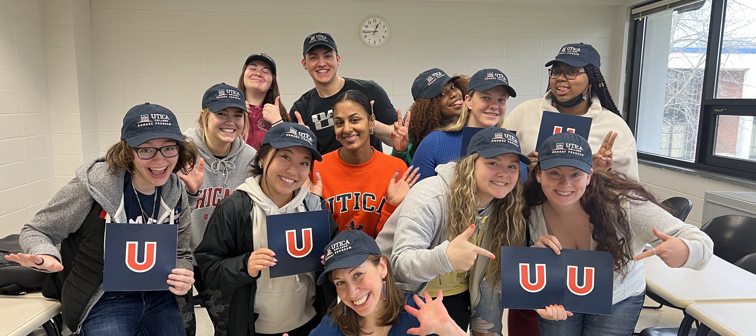 Professor Leonore Fleming and Honors Program students